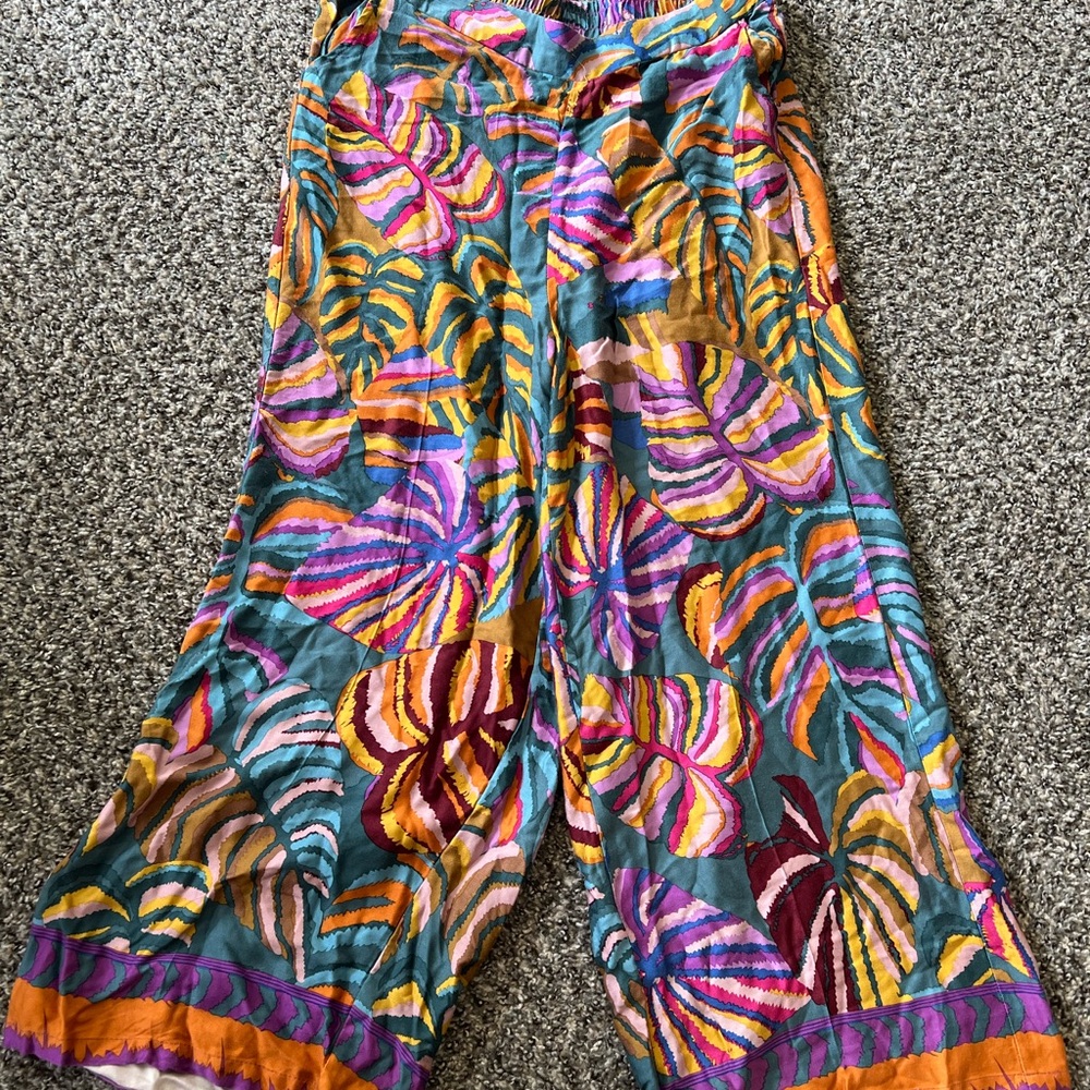 Haute Hippi Wide-Leg Tropical Print Pants in Teal & Multicolor size L - Picture 4 of 4